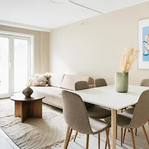 Appartamento Urban - Stylish Scandinavian Gem With French Balcony, Bergen